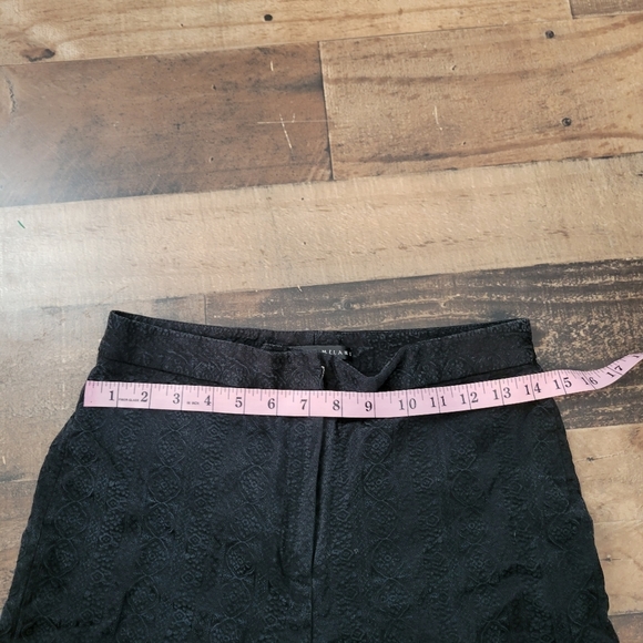 8 Antonio Melani Embossed Damask Baroque Black Pants - Picture 4 of 7